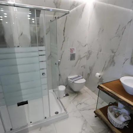 Golden Fox Studios&suites Appartement Lákones